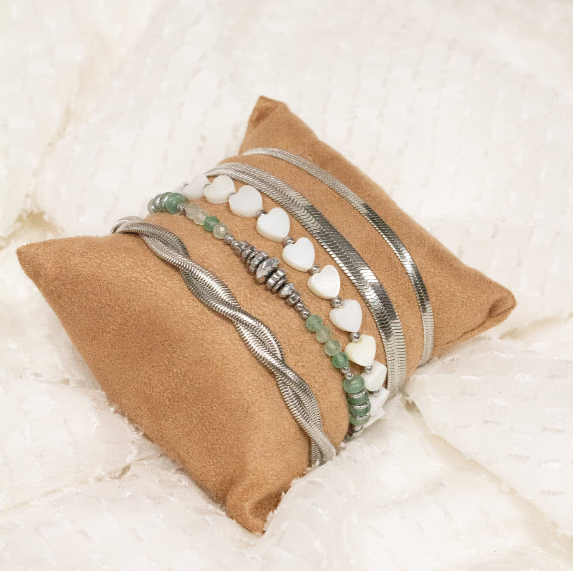 ARMBAND SHELL HEART